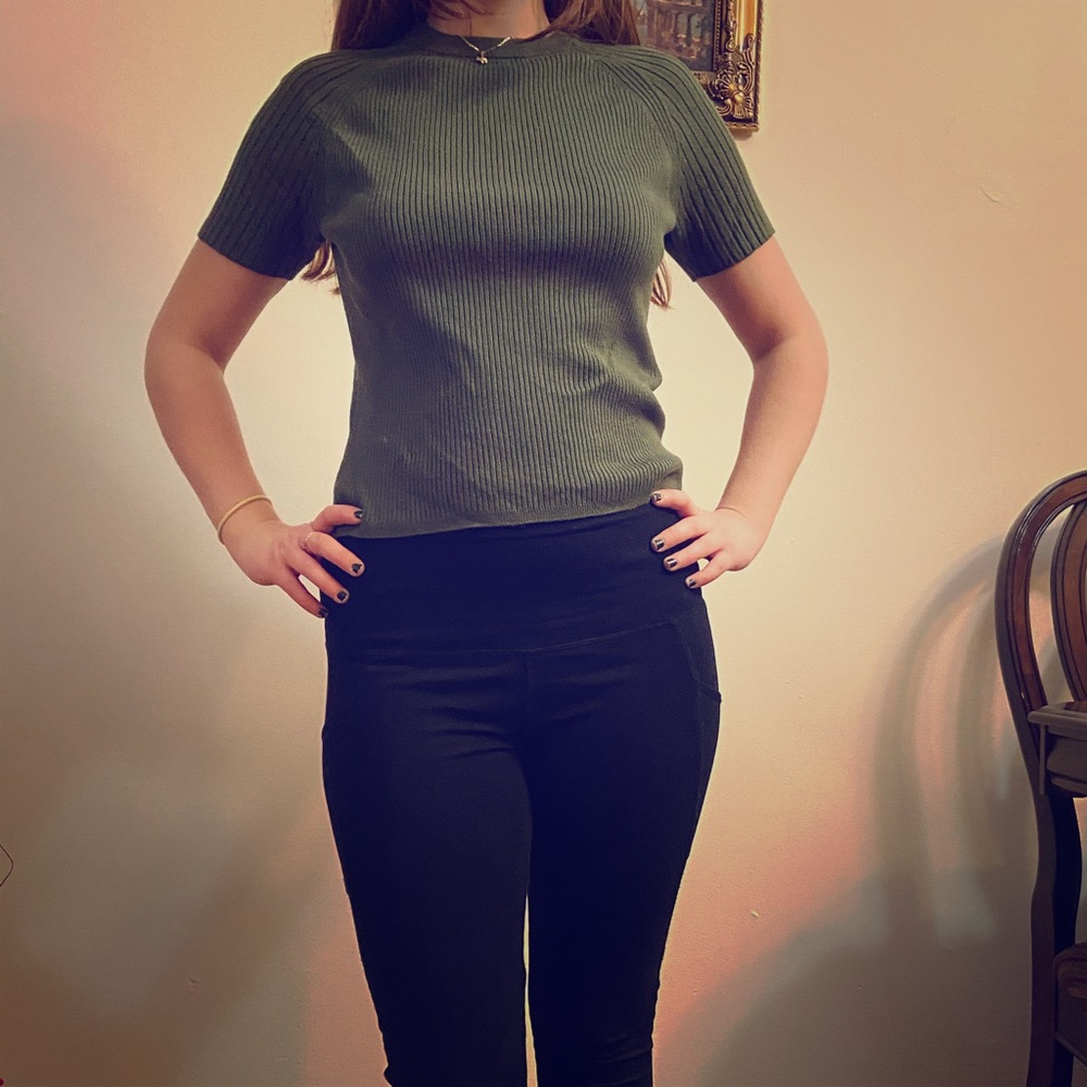 Ribbed Short Sleeve Tee